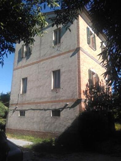 Appartamento con 5 locali in vendita in Via Ponte Pio, Jesi