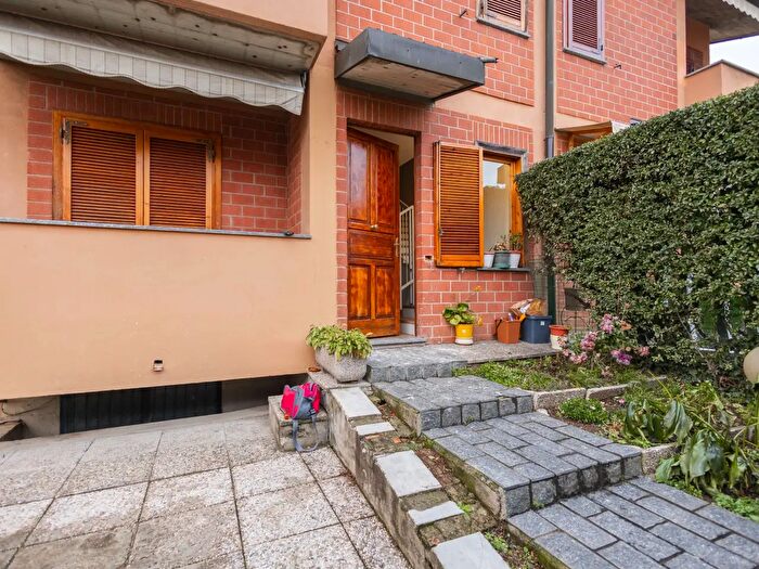 Casa quadrilocale in vendita in Desio