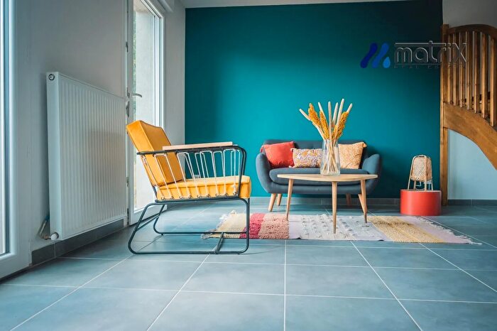 Casa con 11 locali in vendita in Via Monte Grappa, Selvazzano Dentro