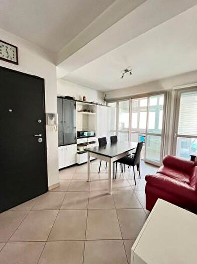 Appartamento con 5 locali in vendita in Via Magnano, Torino