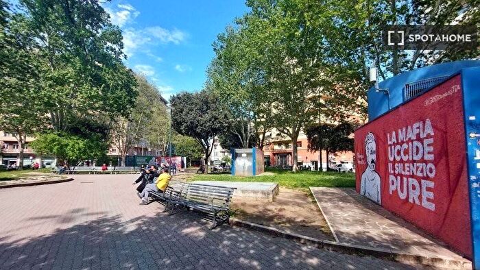 Appartamento in affitto in Via Livorno, Bologna, Roma