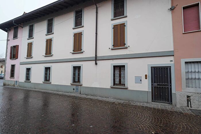 Casa quadrilocale in vendita in Via Fiume, Spirano