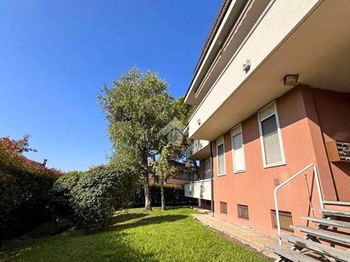 Appartamento bilocale in vendita in Via Sacro Monte, Bodio, Bodio Lomnago