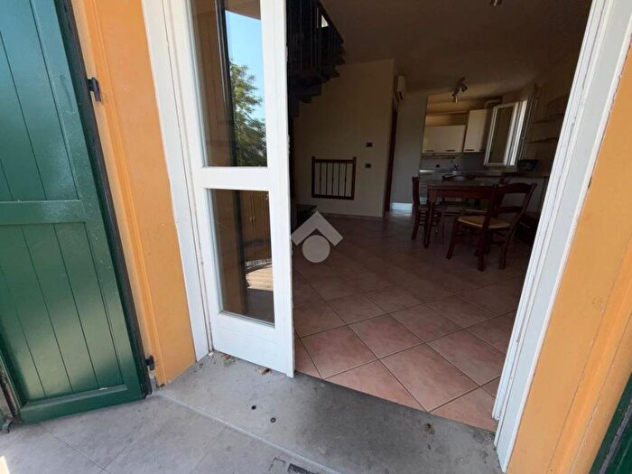 Appartamento trilocale in affitto in Via Matteotti, Praticello, Gattatico