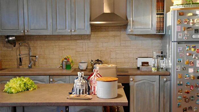 Casa con 8 locali in vendita in Trevignano Vicolo dei Mille, Montebelluna