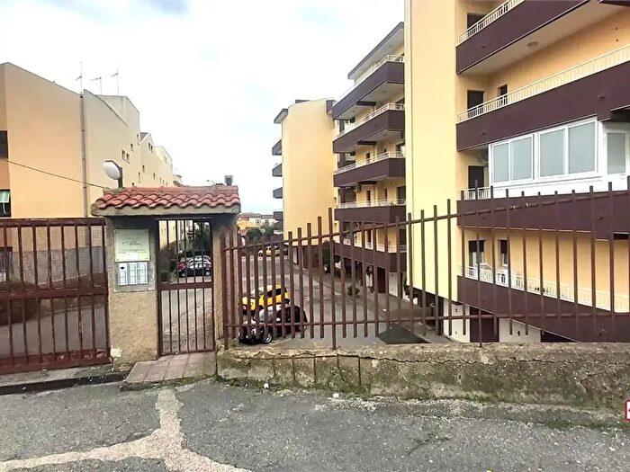 Appartamento con 5 locali in vendita in Galati Marina, Messina