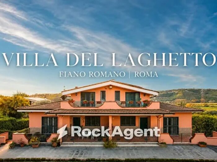 Casa con 6 locali in vendita in Via del Laghetto b, Civitella San Paolo