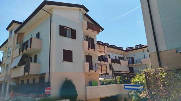 Appartamento trilocale in vendita in Via Giuseppe Mazzini, Casapulla