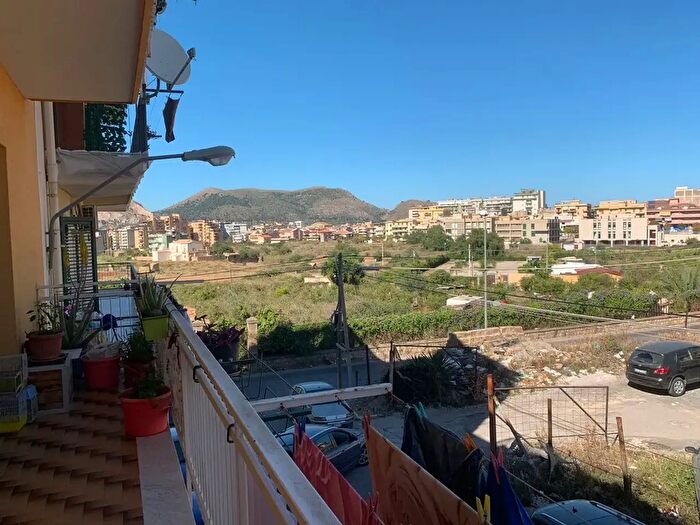 Appartamento con 6 locali in vendita in Via Cucco, Bagheria