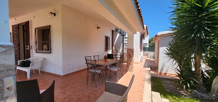 Casa quadrilocale in vendita in Via Isola delle Molucche Siracusa, Siracusa