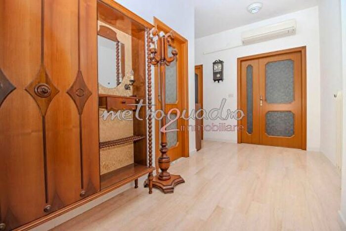 Appartamento con 5 locali in vendita in Itri