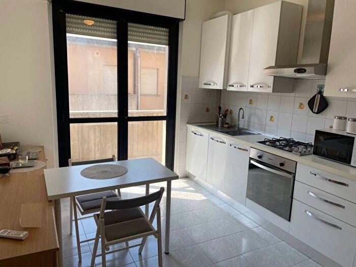 Appartamento bilocale in affitto in Via Alfredo Soffredini, Villa San Giovanni, Milano