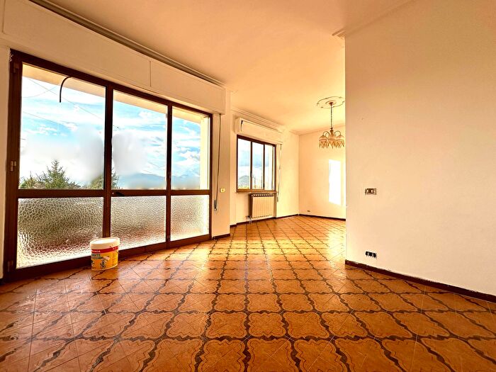 Appartamento con 5 locali in vendita in Via Ceppo di Melo, Capannori