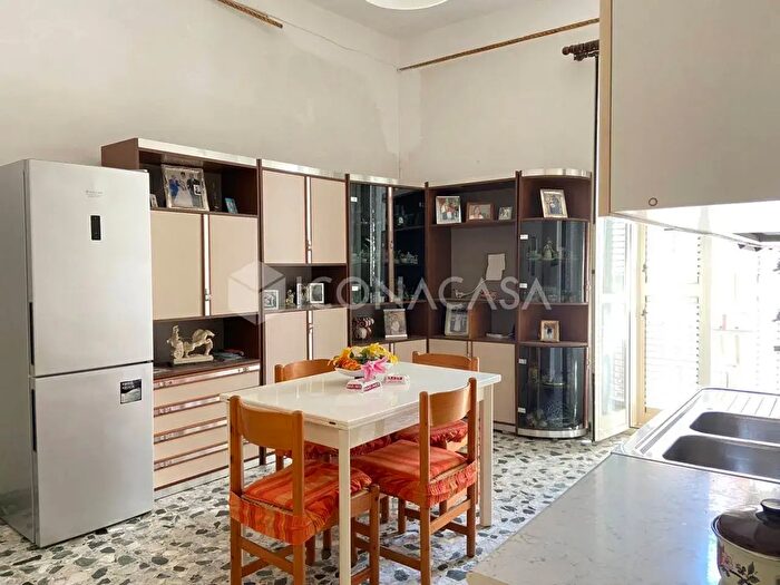 Casa con 6 locali in vendita in Via Calabria SNC, San Severo