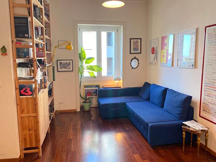 Appartamento bilocale in affitto in Corso Cristoforo Colombo, Navigli Darsena, Milano