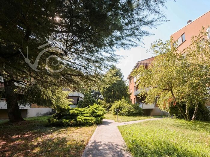 Appartamento con 6 locali in vendita in Via Ferdinando Maestri, Sala Baganza