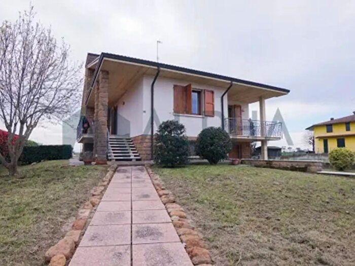 Casa con 6 locali in vendita in Via del Fabbro, Ravenna