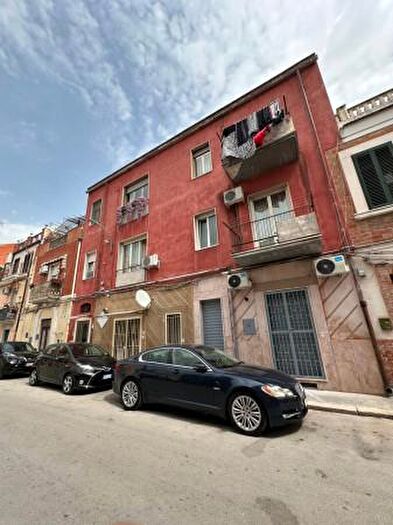 Appartamento con 5 locali in vendita in Via Mastrolillo, Foggia