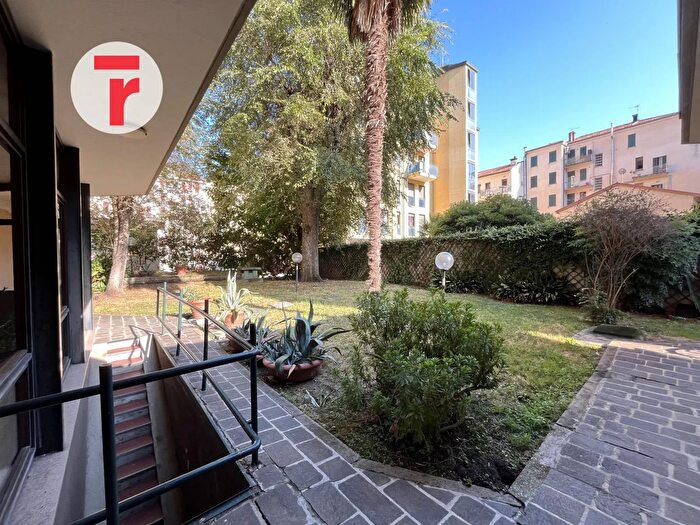 Appartamento quadrilocale in vendita in Piazza Alcide De Gasperi, Padova