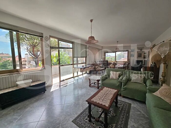Appartamento trilocale in vendita in Via Archimede, Tortoreto