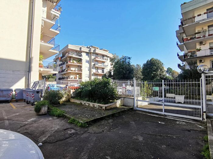 Appartamento bilocale in vendita in Piazza Matilde Serao, San Nicola La Strada