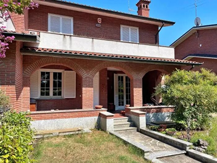 Casa con 6 locali in vendita in Via Giuseppe di Vittorio, Travaco' Siccomario