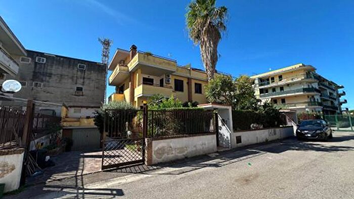 Casa con 5 locali in vendita in Via Spione, Marigliano