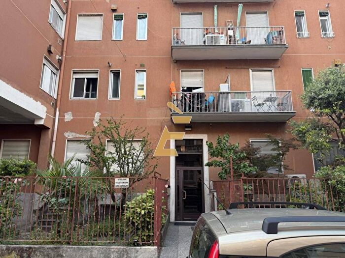 Appartamento trilocale in affitto in Via Monte Palombino, Santa Giulia, Milano