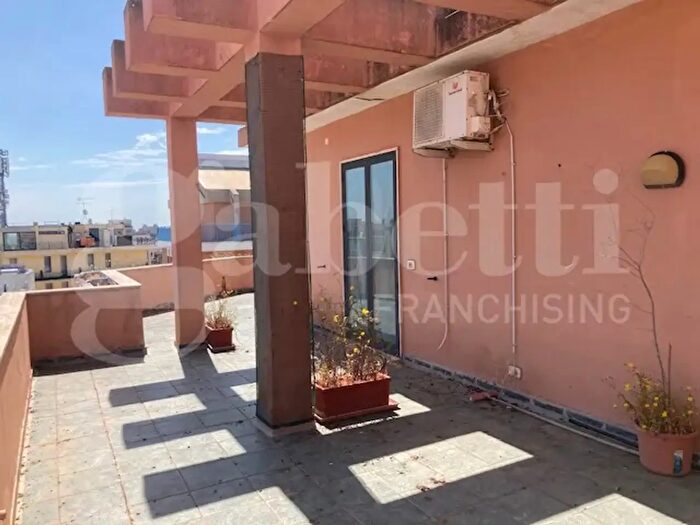 Appartamento bilocale in affitto in Largo Palumbo, Brindisi