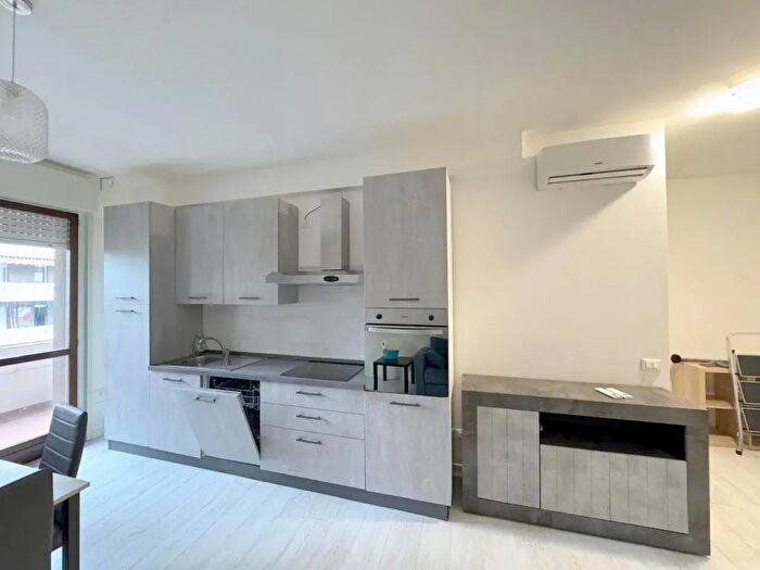 Appartamento trilocale in vendita in Via Turazza, Padova