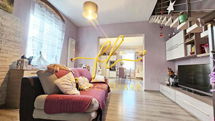 Appartamento quadrilocale in vendita in Rosignano Marittimo