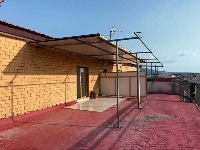 Appartamento trilocale in vendita in Via San Giacomo, Pomigliano DArco