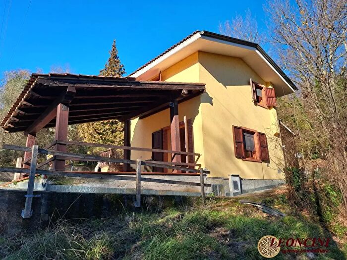 Casa quadrilocale in vendita in Via Campoli, Mulazzo