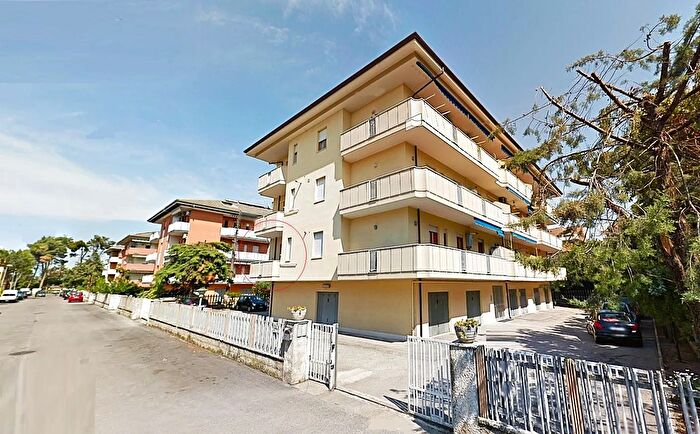 Appartamento trilocale in vendita in Via Fortore, Montesilvano