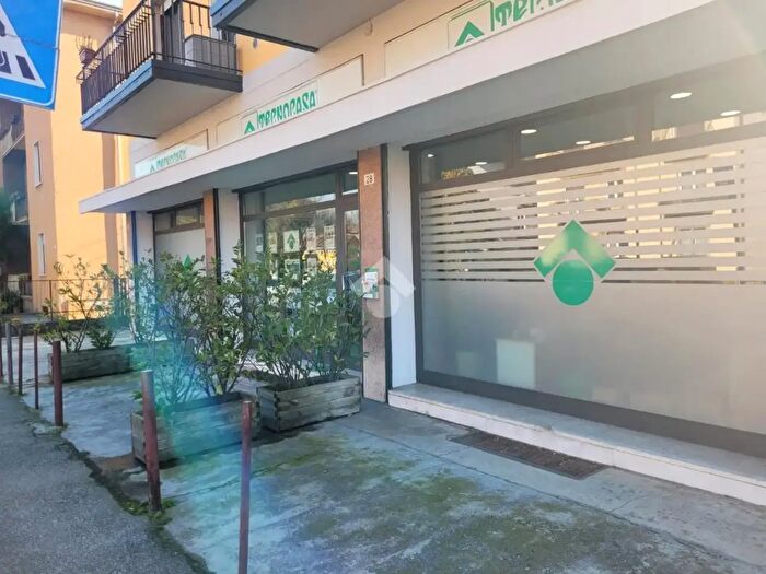 Appartamento quadrilocale in affitto in Verona