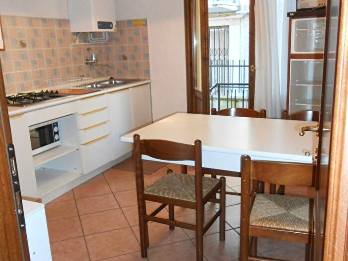 Appartamento trilocale in affitto in Via Statale Ovest, Centro, Sestola