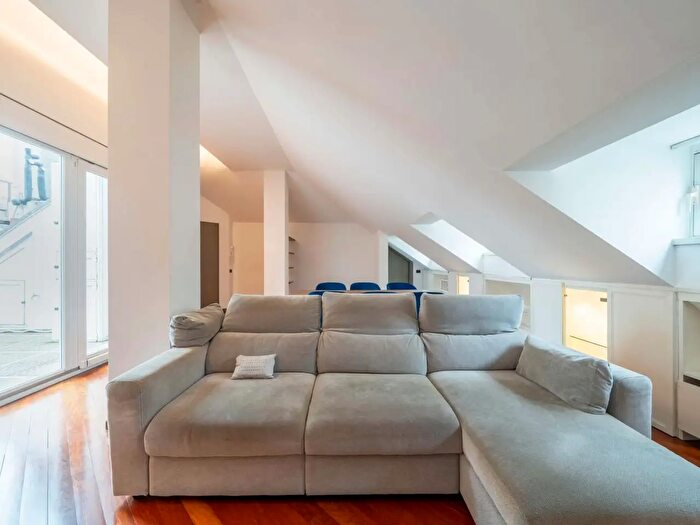 Appartamento in affitto in Via della Moscova, Milano