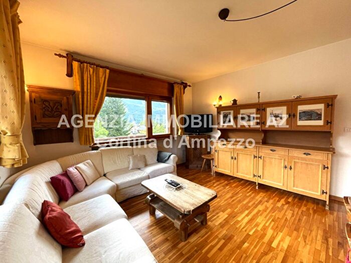 Appartamento trilocale in affitto in Centro, Cortina dAmpezzo