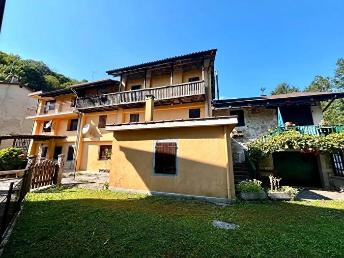 Casa bilocale in vendita in Clauzetto