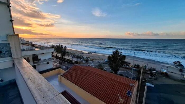 Appartamento bilocale in vendita in Via Lungomare in San Saba, Messina