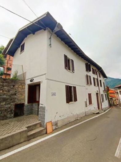 Casa quadrilocale in vendita in Via Restaù, Cerano DIntelvi