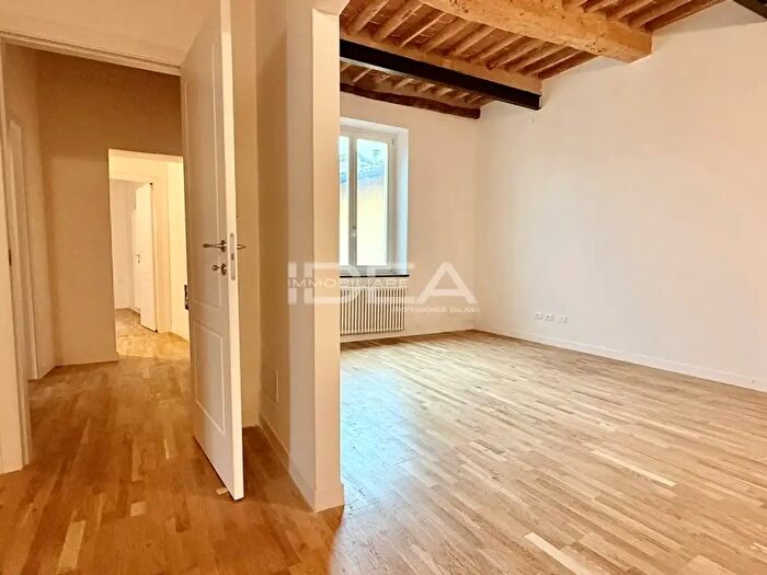 Appartamento quadrilocale in vendita in Via Burlamacchi, Lucca