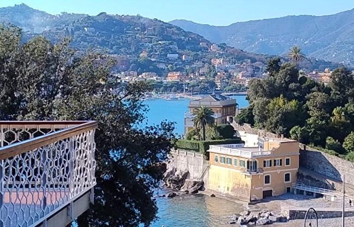 Appartamento quadrilocale in vendita in Rapallo