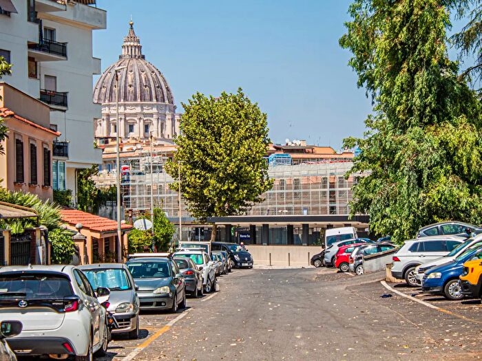 Appartamento monolocale in vendita in Via del Lago Terrione, Roma