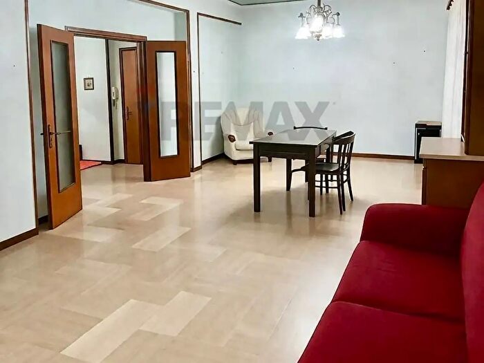 Appartamento con 6 locali in vendita in Viale Risorgimento, Campobello Di Mazara