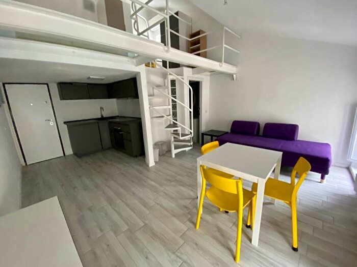 Appartamento bilocale in affitto in Strada Giuseppe Garibaldi, Centro Storico, Parma