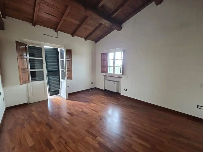 Appartamento bilocale in vendita in Pesciatina, Lucca