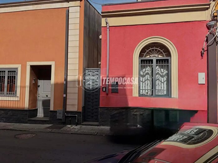 Casa trilocale in vendita in Via Saglietti, Catania