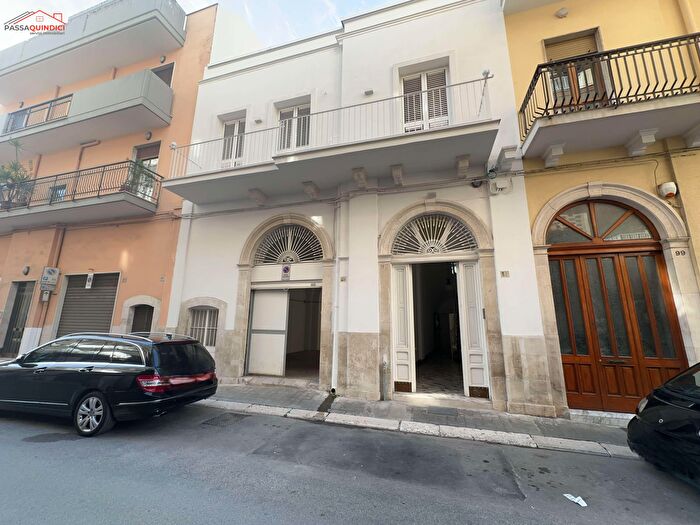 Casa con 5 locali in vendita in Via Faenza, Triggiano