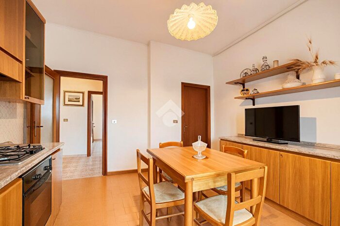 Appartamento con 5 locali in vendita in Via Cesare Battisti, Tuscania